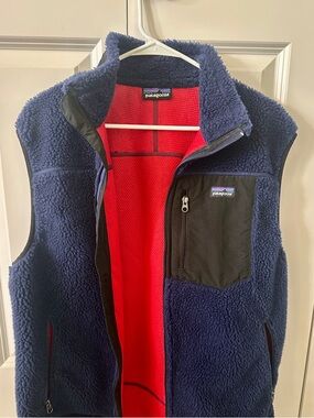 Patagonia Navy Sherpa Vest with Red Interior